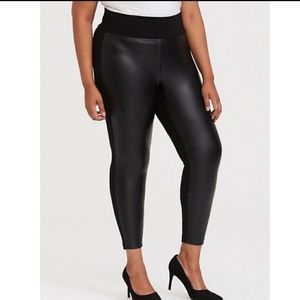 Faux Leather & Ponte Pixie Pant / Leggings - Black